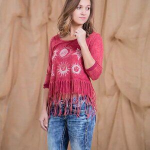 FRESHWEAR BY BUCKLE Women's Medium Celestial Print Cropped Top with Fringe